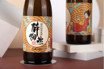 谁的新酒上市了？告示天下，是朕的